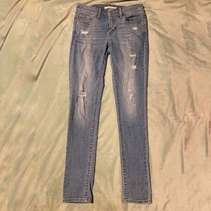 Levi Skinny Jeans - Waist Size 26